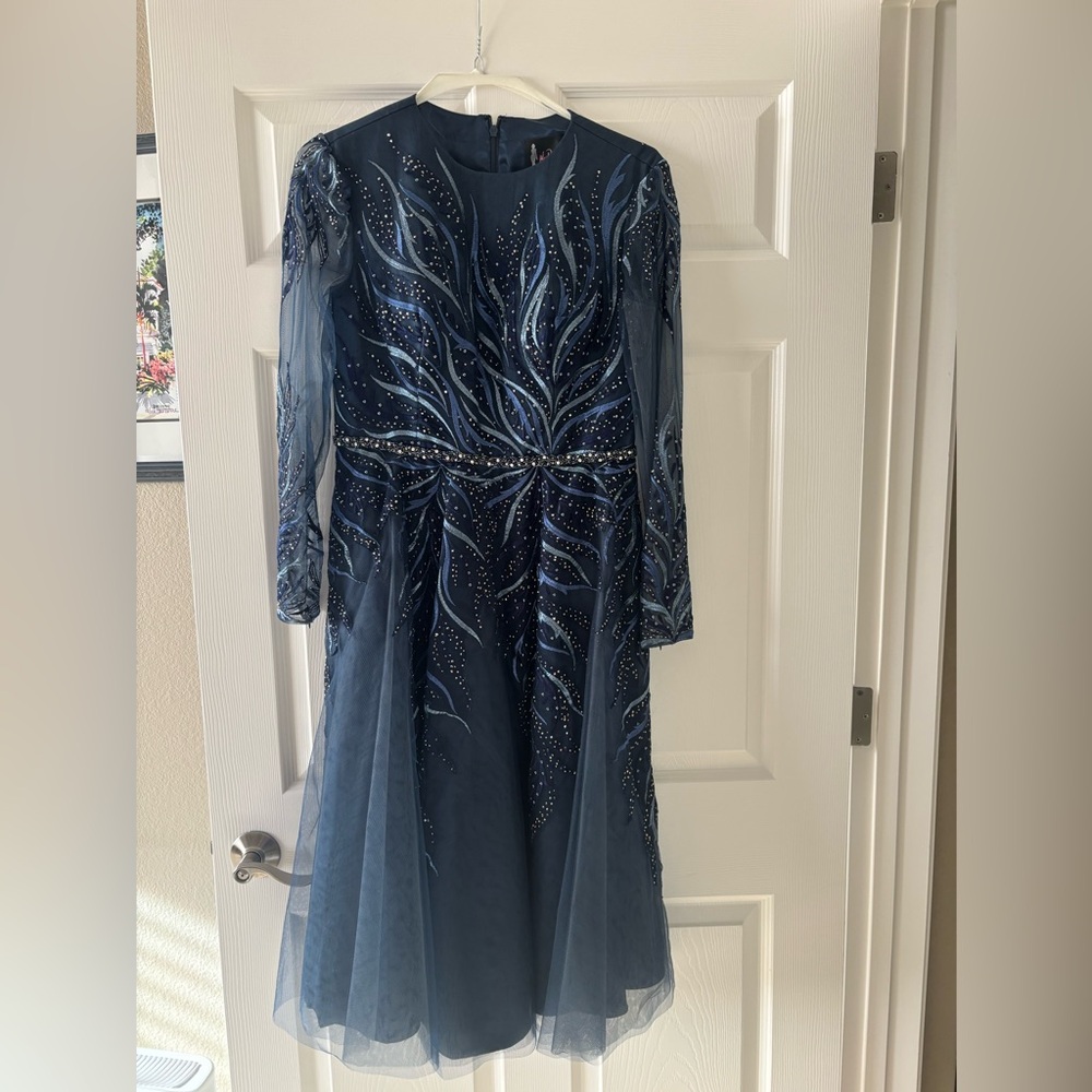 Mac Duggal embellished cocktail dress